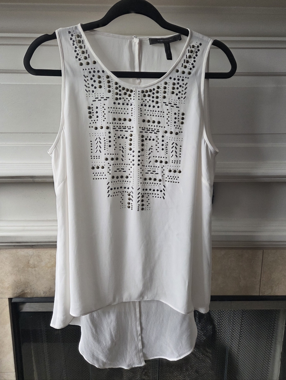BCBG Studded White Sleeveless High-Low Top Size M